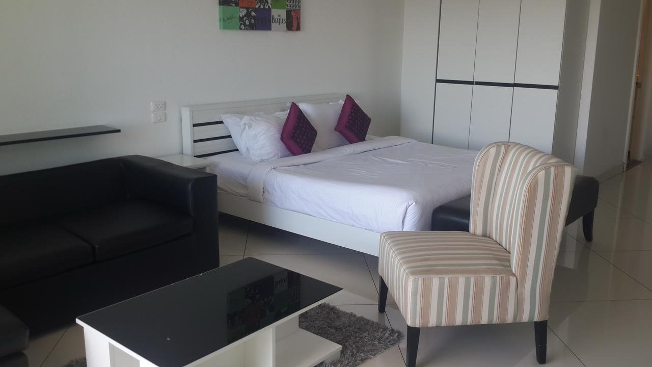 View Talay 6 Pattaya Apartment Exterior photo